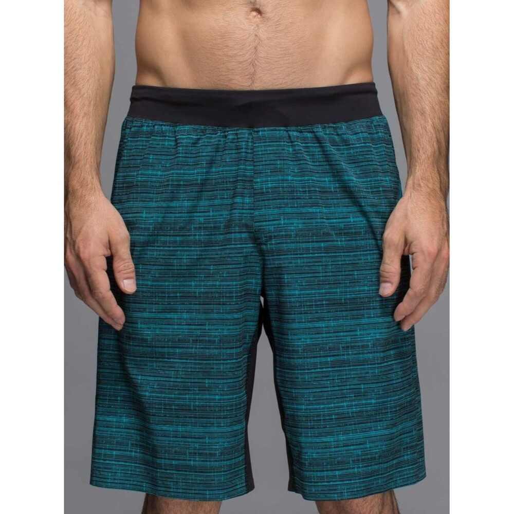 Lululemon Assert Shorts XXL Black Teal Athletic Training Gym Workout Men’s
